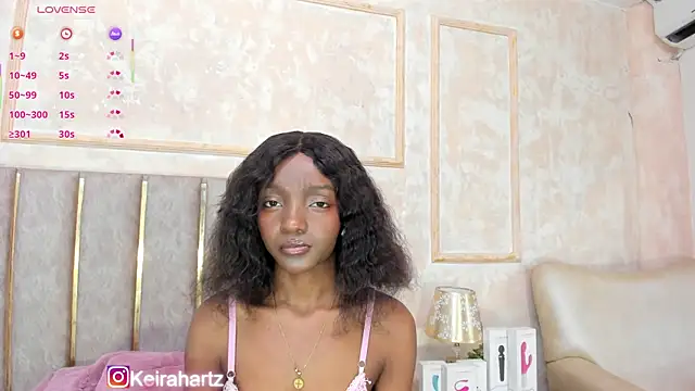 Snapshot of Keirahartz chatting on September 14, 2025, 3:51 am Keirahartz online show from September 14, 2025, 3:51 am