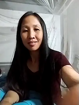 cute love00 online show from November 9, 2025, 10:30 am