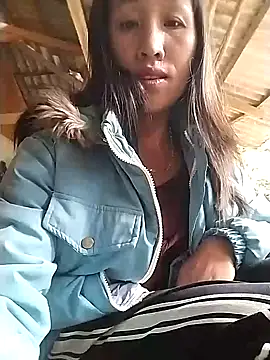 cute love00 online show from December 21, 2025, 8:49 am