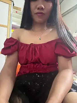 Snapshot of adbosa_00 chatting on May 18, 2026, 9:41 pm adbosa 00 online show from May 18, 2026, 9:41 pm