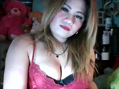 Snapshot of Miss_Heart chatting on December 5, 2025, 8:02 am Miss Heart online show from December 5, 2025, 8:02 am