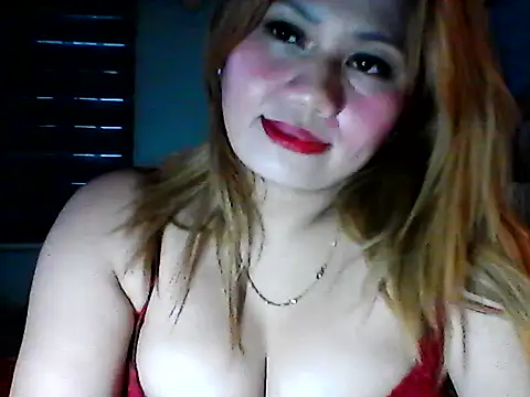 Snapshot of Miss_Heart chatting on October 21, 2025, 6:35 am Miss Heart online show from October 21, 2025, 6:35 am