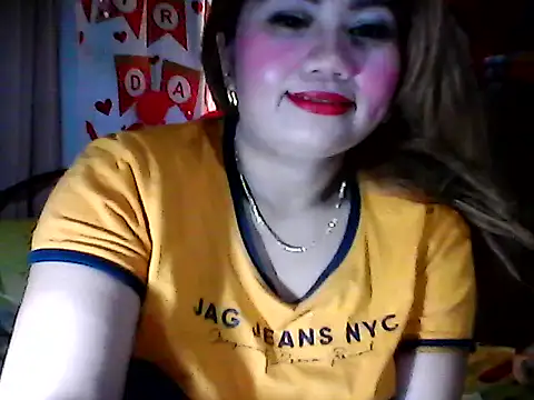 Snapshot of Miss_Heart chatting on November 10, 2025, 10:59 pm Miss Heart online show from November 10, 2025, 10:59 pm