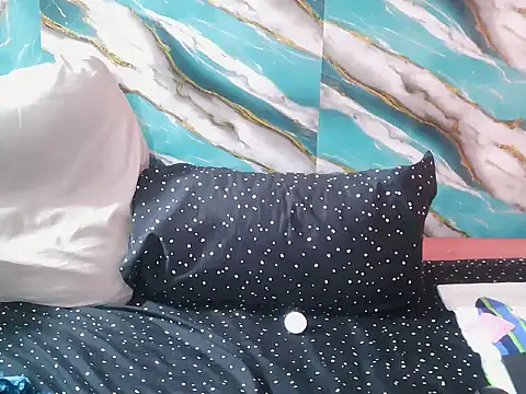 MatureGoddess  online show from January 13, 2026, 8:02 pm