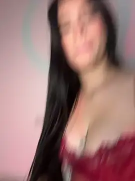 Snapshot of giasteele chatting on December 19, 2025, 1:31 am giasteele online show from December 19, 2025, 1:31 am