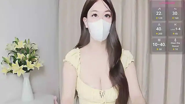 Snapshot of -Fortuna- chatting on November 8, 2025, 2:04 am -Fortuna- online show from November 8, 2025, 2:04 am