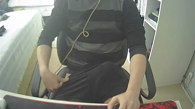 Snapshot of TurkYasura chatting on December 16, 2025, 11:14 am TurkYasura online show from December 16, 2025, 11:14 am