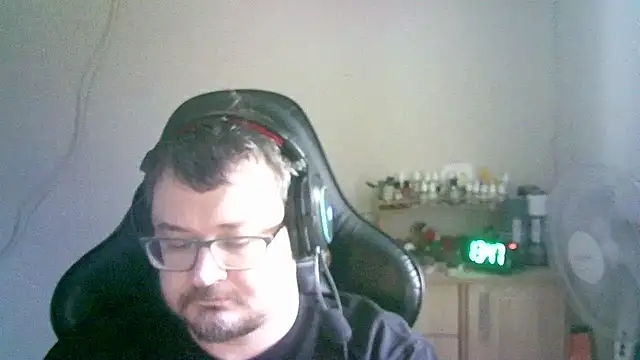 SirAbuser online show from March 1, 2026, 10:48 am