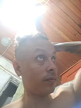 Snapshot of JuceAn14 chatting on November 18, 2025, 5:33 am JuceAn14 online show from November 18, 2025, 5:33 am