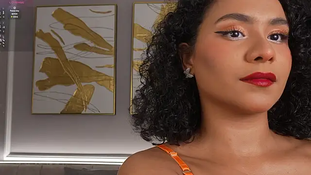 ellette   online show from February 4, 2026, 7:31 pm