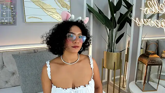 Snapshot of ellette__ chatting on September 13, 2025, 7:03 pm ellette online show from September 13, 2025, 7:03 pm