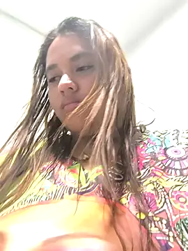 butterfly777  online show from December 4, 2025, 11:42 am