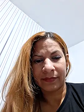 Snapshot of saraferrer151 chatting on January 8, 2026, 5:46 am saraferrer151 online show from January 8, 2026, 5:46 am