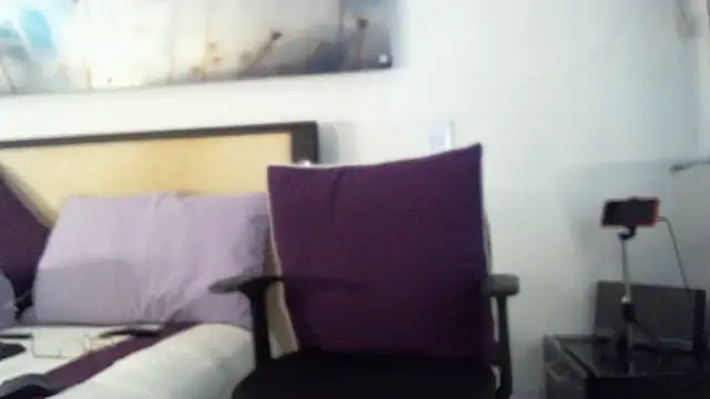Mirianzapata 1 online show from May 18, 2026, 5:13 am