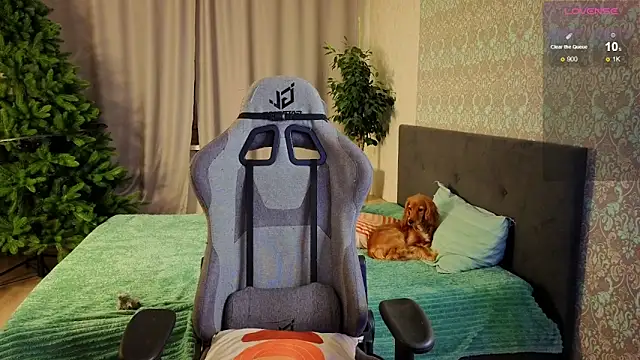 Snapshot of magic_shy_ chatting on December 18, 2025, 1:33 am magic shy online show from December 18, 2025, 1:33 am