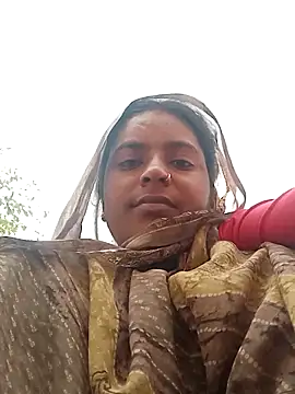 Snapshot of Mohini-xx chatting on November 6, 2025, 1:09 am Mohini-xx online show from November 6, 2025, 1:09 am