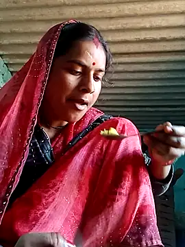 Snapshot of Mohini-xx chatting on November 7, 2025, 3:33 am Mohini-xx online show from November 7, 2025, 3:33 am