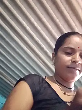 Snapshot of Mohini-xx chatting on September 19, 2025, 11:36 am Mohini-xx online show from September 19, 2025, 11:36 am