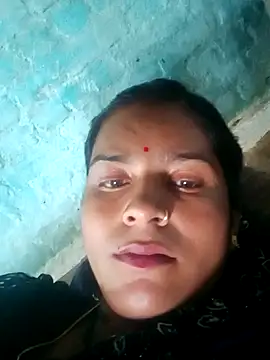 Snapshot of Mohini-xx chatting on November 4, 2025, 9:24 am Mohini-xx online show from November 4, 2025, 9:24 am