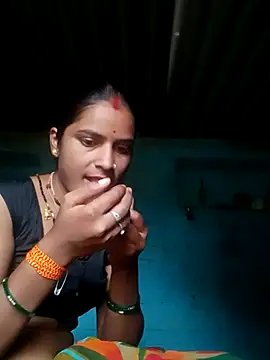 Snapshot of Mohini-xx chatting on September 20, 2025, 12:59 am Mohini-xx online show from September 20, 2025, 12:59 am