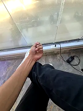 Snapshot of Ajhg98 chatting on December 19, 2025, 8:44 pm Ajhg98 online show from December 19, 2025, 8:44 pm