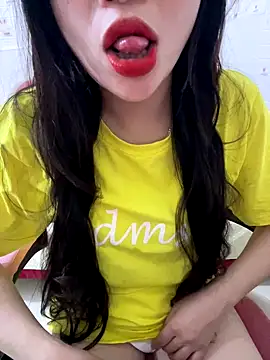 Snapshot of Lissa_xinh09 chatting on November 8, 2025, 3:59 pm Lissa xinh09 online show from November 8, 2025, 3:59 pm