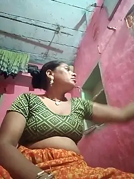 Snapshot of sanjna_sharmaa chatting on September 27, 2025, 3:18 pm sanjna sharmaa online show from September 27, 2025, 3:18 pm