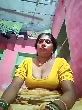 Snapshot of sanjna_sharmaa chatting on September 12, 2025, 3:01 pm sanjna sharmaa online show from September 12, 2025, 3:01 pm