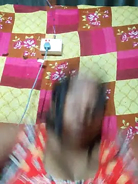 Hot-Show2 online show from October 1, 2025, 3:05 pm