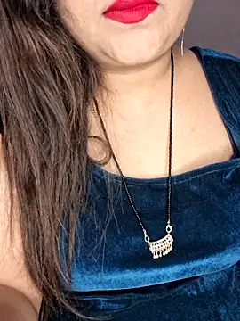 Snapshot of indian-hotmilfs chatting on March 3, 2026, 6:37 pm indian-hotmilfs online show from March 3, 2026, 6:37 pm