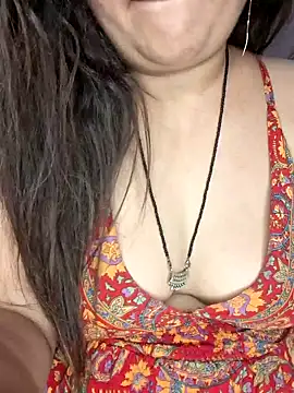 Snapshot of indian-hotmilfs chatting on April 25, 2026, 8:17 pm indian-hotmilfs online show from April 25, 2026, 8:17 pm