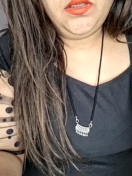 Snapshot of indian-hotmilfs chatting on January 14, 2026, 9:07 pm indian-hotmilfs online show from January 14, 2026, 9:07 pm