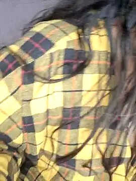 indian-hotmilfs online show from December 15, 2025, 5:41 pm