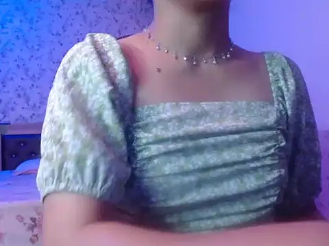 Snapshot of snow_white123 chatting on November 6, 2025, 9:19 pm snow white123 online show from November 6, 2025, 9:19 pm