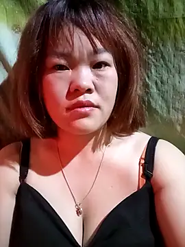 sukabae00 online show from February 13, 2026, 6:30 pm