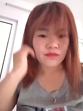 sukabae00 online show from November 21, 2025, 7:07 am