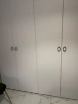 TenderLaGlamor online show from October 4, 2025, 5:36 pm