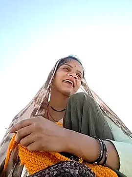 Sonam dhakad online show from December 16, 2025, 6:39 am