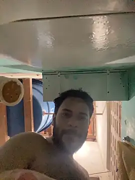 Snapshot of spiderfindom chatting on June 18, 2026, 7:30 pm spiderfindom online show from June 18, 2026, 7:30 pm