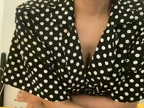 Snapshot of LucytheDevilQueen chatting on September 22, 2025, 7:20 pm LucytheDevilQueen online show from September 22, 2025, 7:20 pm