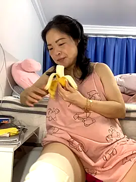 Snapshot of cgooh-611 chatting on November 10, 2025, 3:17 pm cgooh-611 online show from November 10, 2025, 3:17 pm