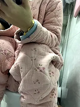 Snapshot of cgooh-611 chatting on November 27, 2025, 2:23 am cgooh-611 online show from November 27, 2025, 2:23 am