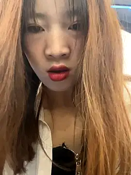 littleqiu online show from September 11, 2025, 12:05 pm