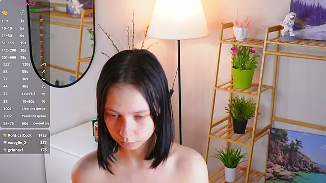 Snapshot of SuzanneHowse chatting on February 3, 2026, 6:22 am SuzanneHowse online show from February 3, 2026, 6:22 am