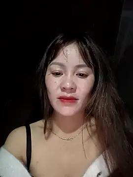 Snapshot of TinTim02 chatting on February 20, 2026, 10:33 pm TinTim02 online show from February 20, 2026, 10:33 pm