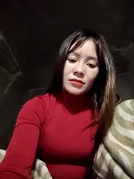 Snapshot of TinTim02 chatting on February 12, 2026, 2:39 pm TinTim02 online show from February 12, 2026, 2:39 pm