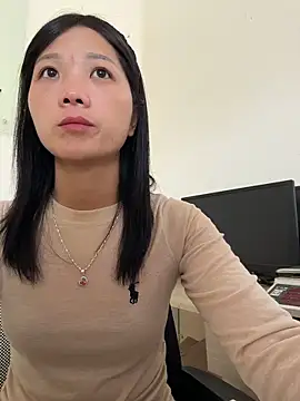 Snapshot of thaoyeuuu chatting on October 22, 2025, 5:07 am thaoyeuuu online show from October 22, 2025, 5:07 am