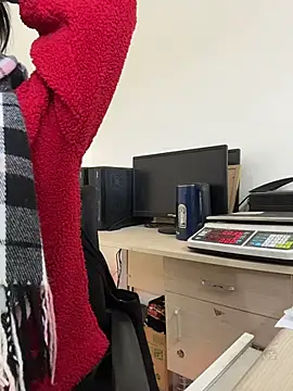 Snapshot of thaoyeuuu chatting on November 19, 2025, 3:28 am thaoyeuuu online show from November 19, 2025, 3:28 am