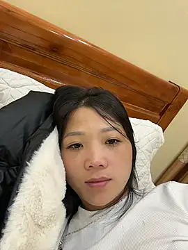 Snapshot of thaoyeuuu chatting on November 1, 2025, 4:52 am thaoyeuuu online show from November 1, 2025, 4:52 am