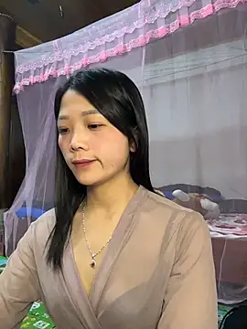 Snapshot of thaoyeuuu chatting on December 16, 2025, 2:10 pm thaoyeuuu online show from December 16, 2025, 2:10 pm